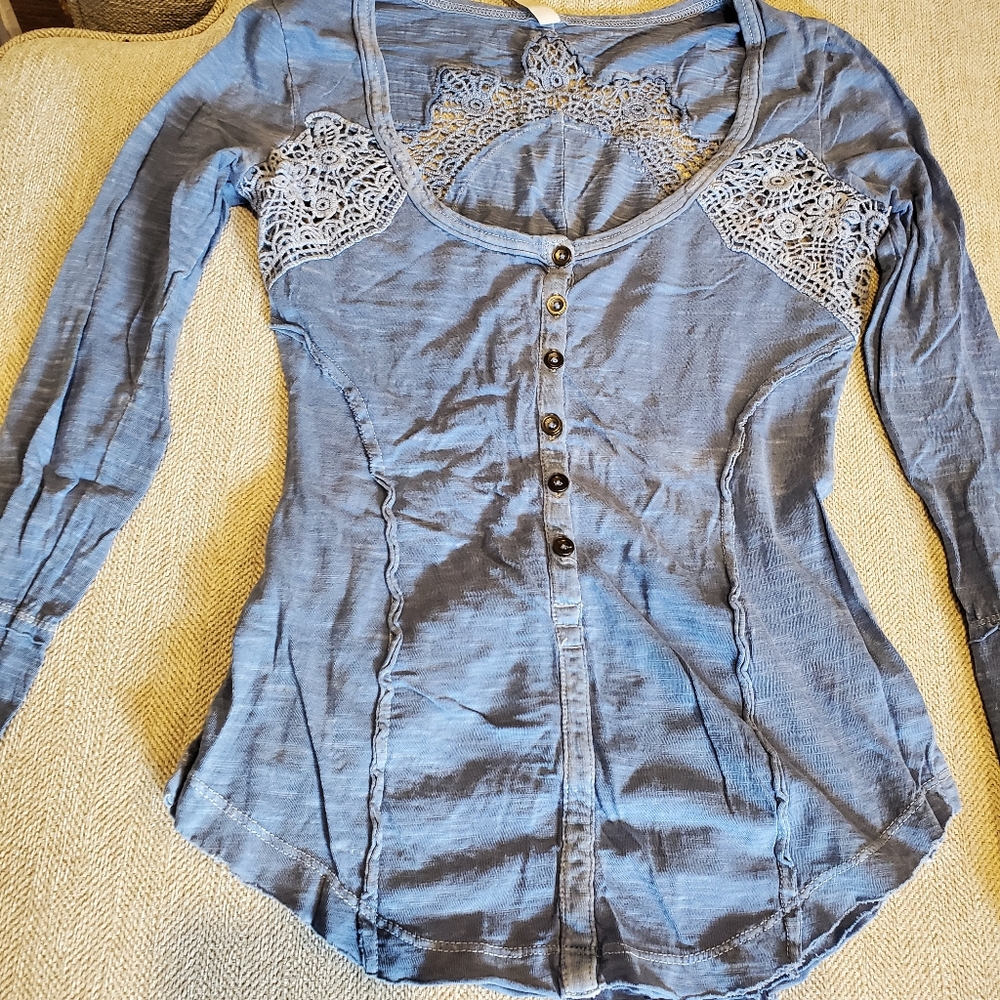 Free People Sky Blue Lace-Shoulder Henley Long Sleeve Top - Picture 3 of 10